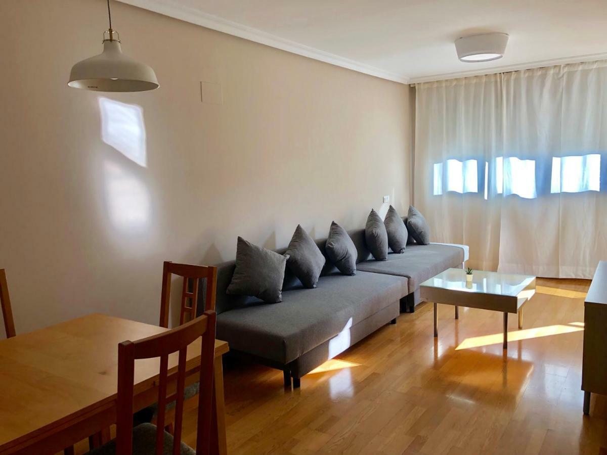 New Apartments Airport Ifema Madrid Exteriör bild